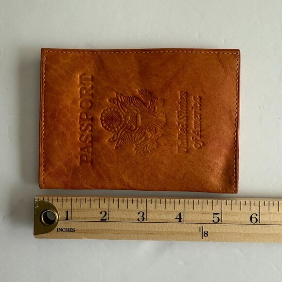 Handcrafted Genuine Leather USA Passport Holder United States of America Seal - Picture 5 of 6